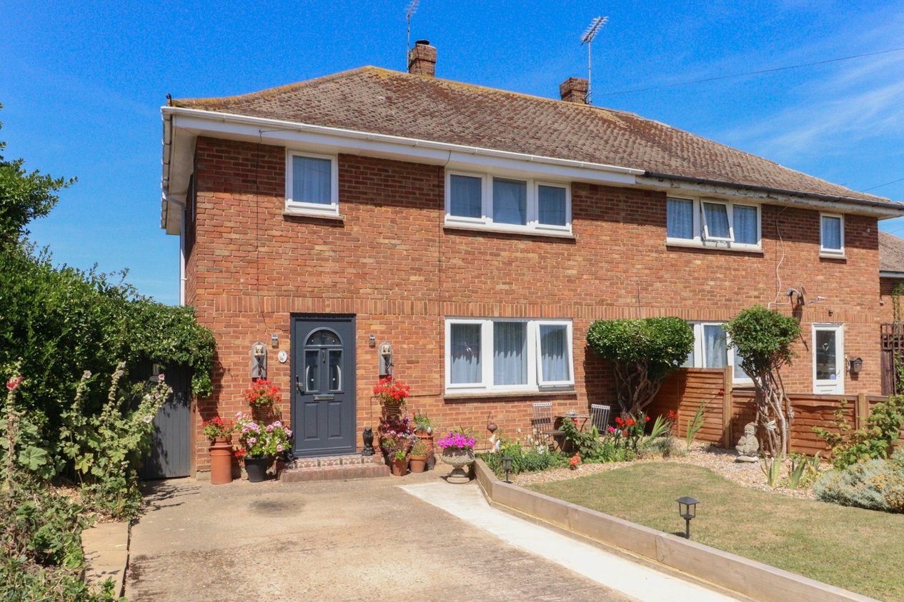 Properties For Sale in Southwold Place Westgate-On-Sea