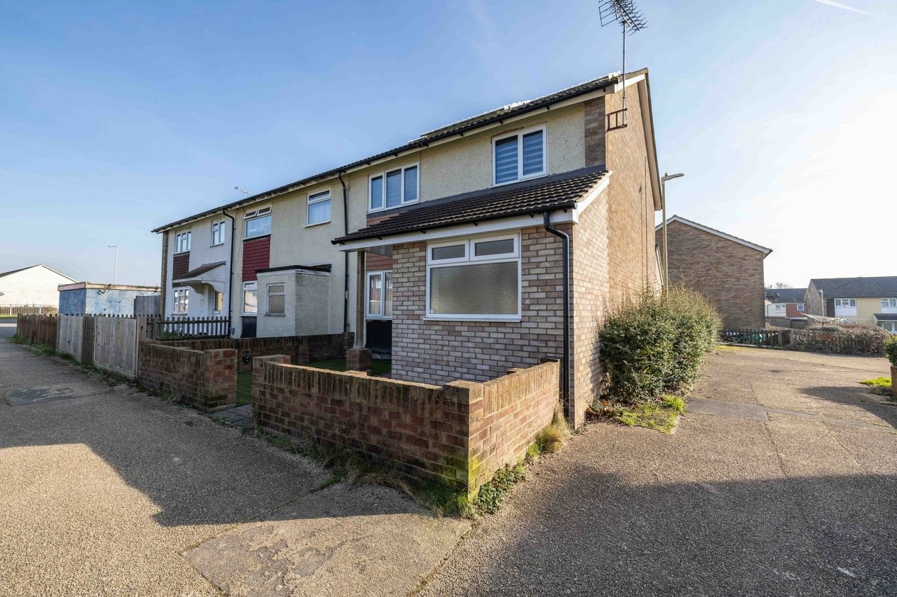 Properties For Sale in Speldhurst Close  Ashford