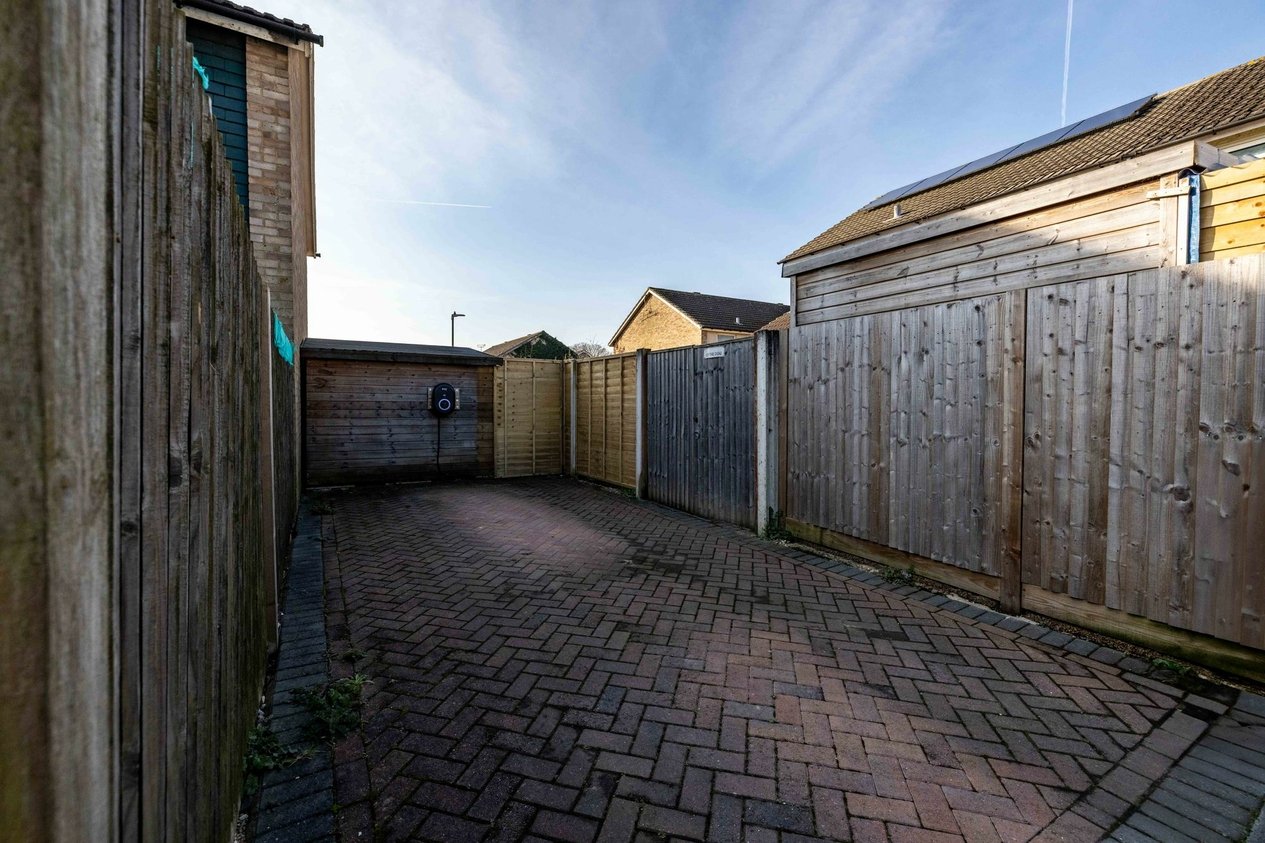 Properties For Sale in Speldhurst Close  Ashford