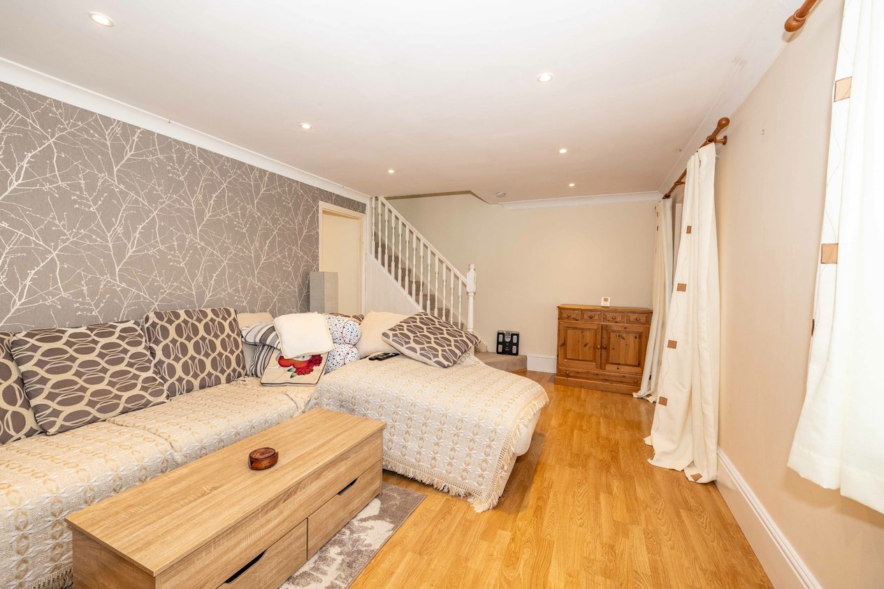 Properties For Sale in Speldhurst Close Ashford
