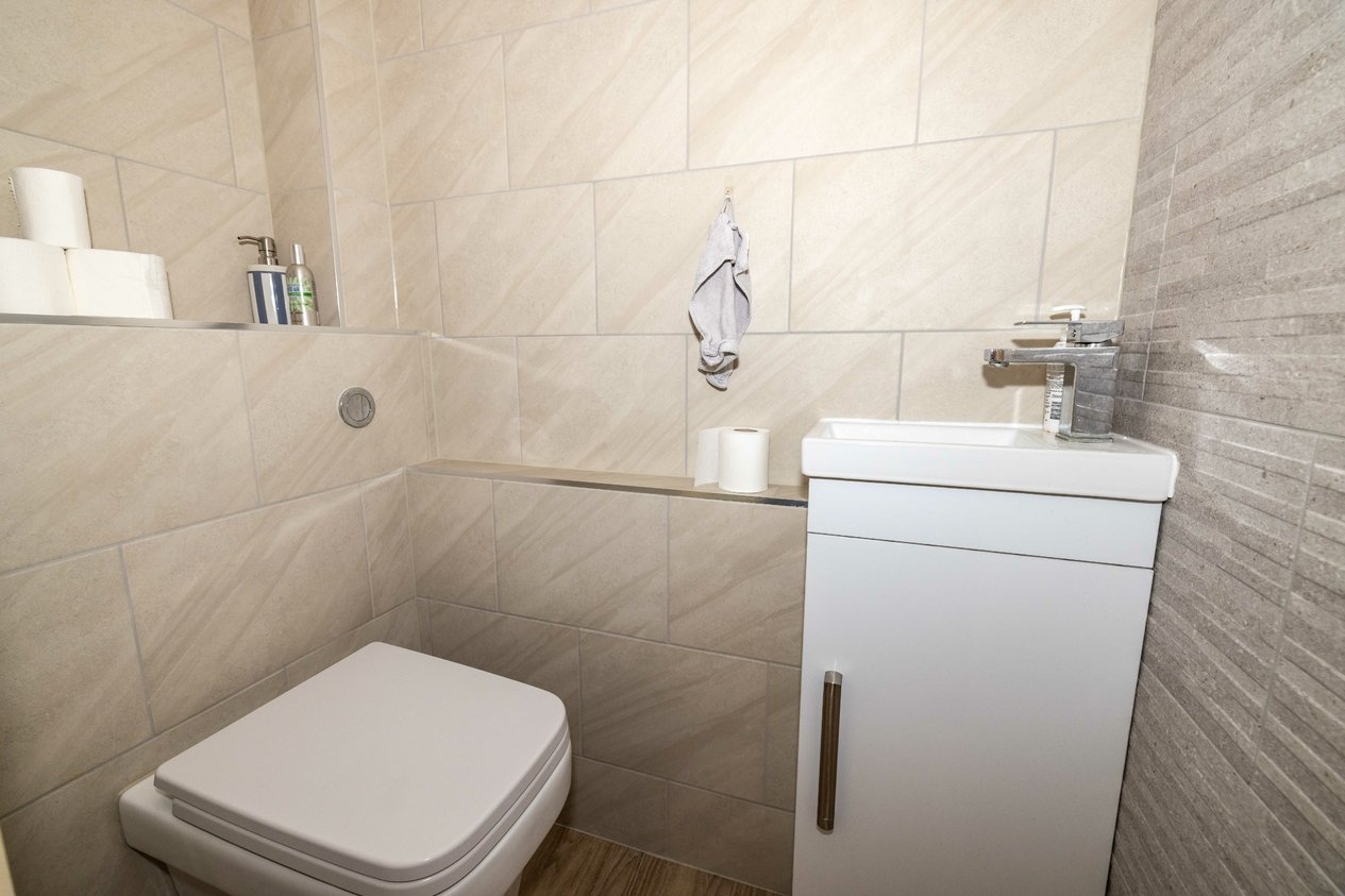 Properties For Sale in Speldhurst Close Ashford