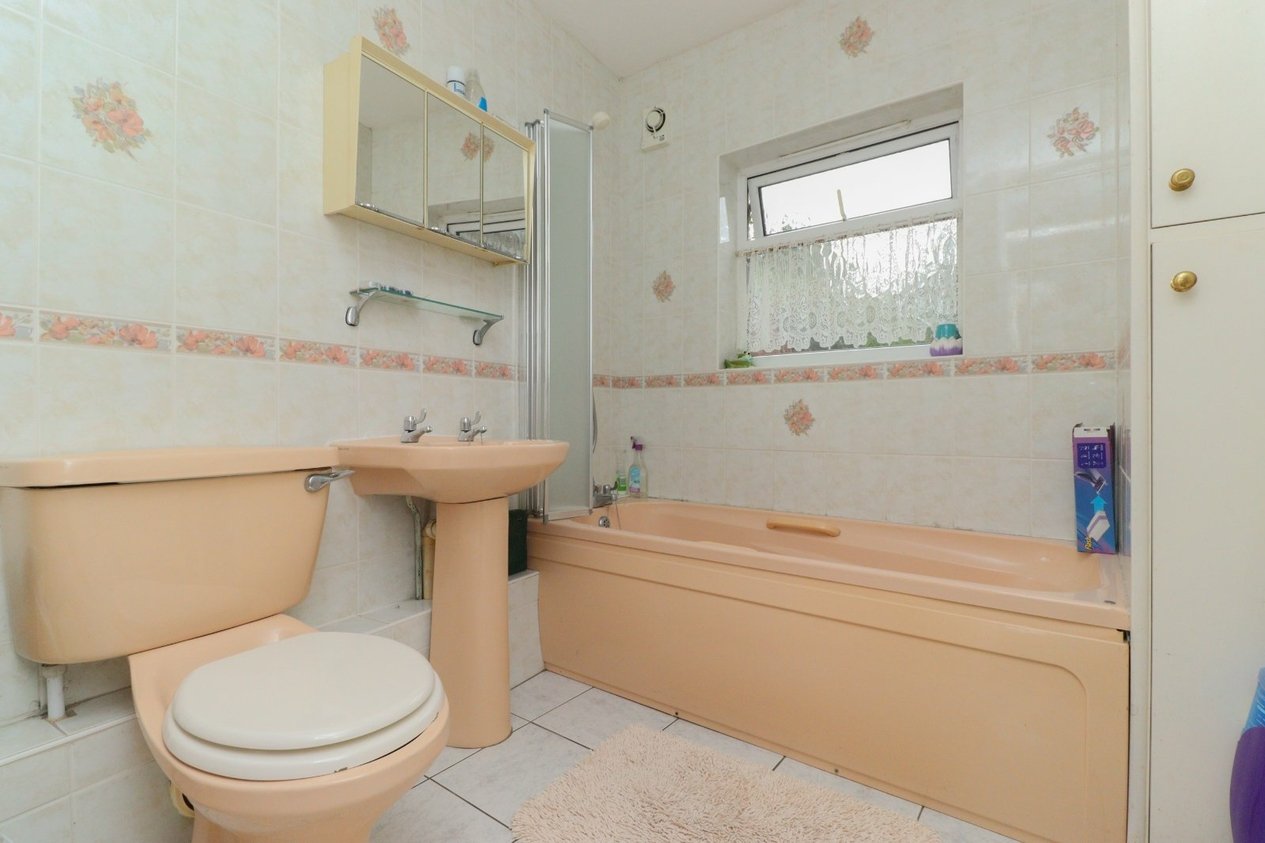 Properties For Sale in Spencer Road Birchington