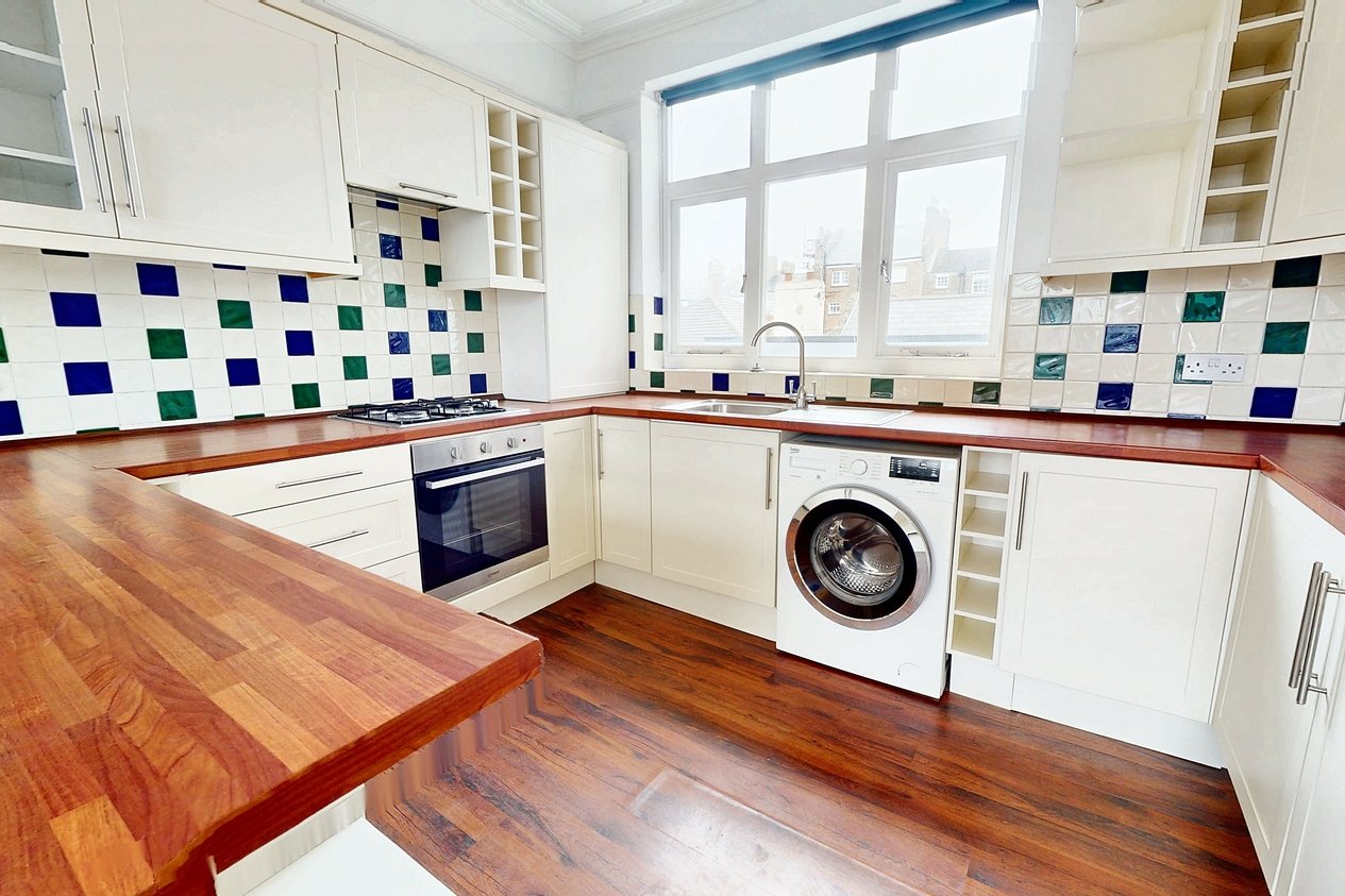 Properties Under Offer in Spencer Square Ramsgate
