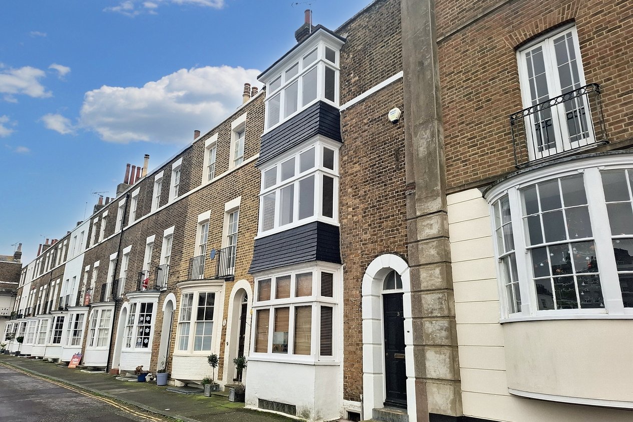 Properties Under Offer in Spencer Square Ramsgate