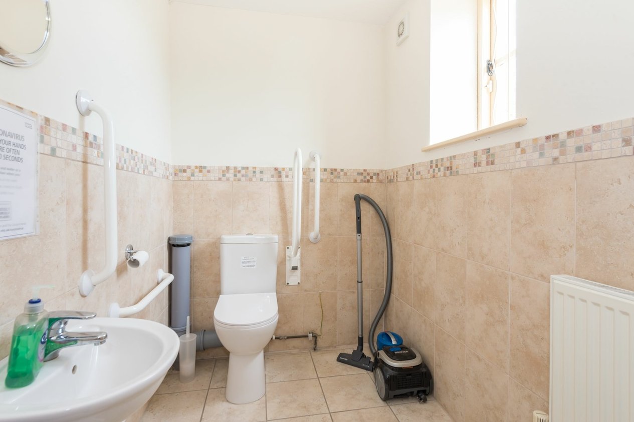Properties To Let in Spratling Street  Manston