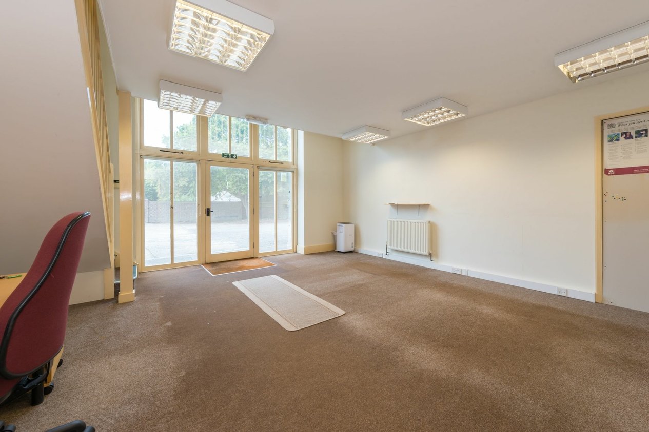 Properties To Let in Spratling Street  Manston