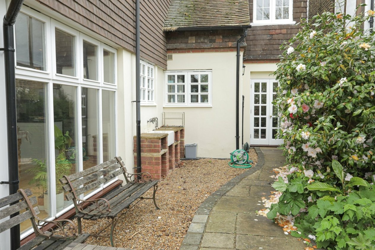 Properties Under Offer in St. Augustines Road Canterbury