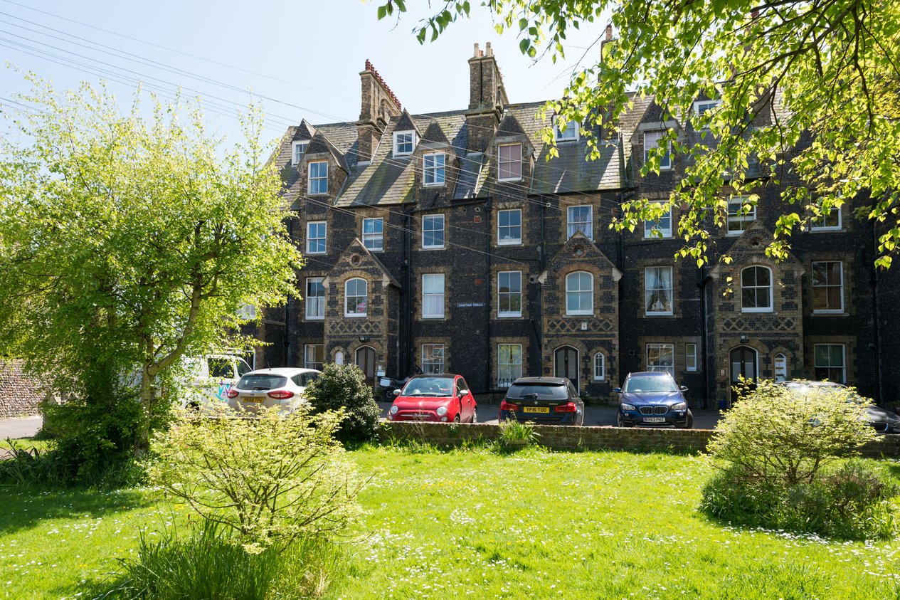 Properties Under Offer in St. Augustines Road Ramsgate