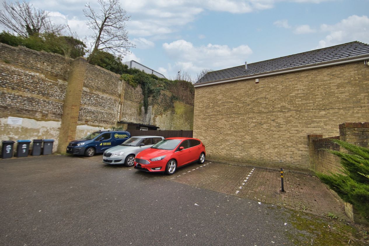 Properties For Sale in St. Bartholomew's Close  Dover