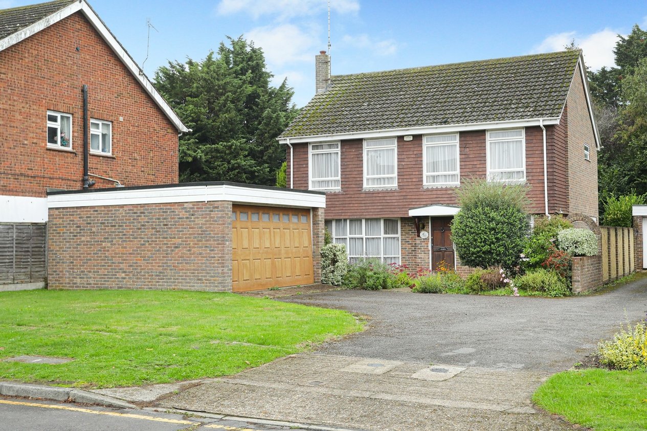 Properties For Sale in St. Catherines Drive  Faversham