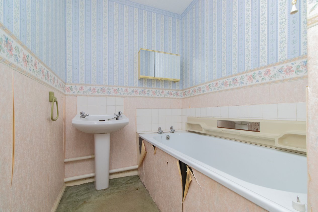 Properties Under Offer in St. Francis Close Margate