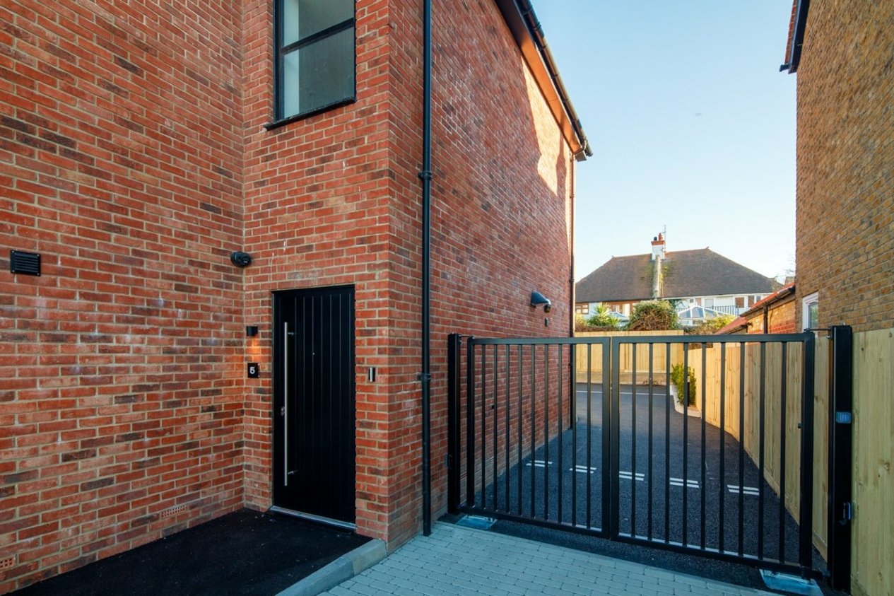 Properties For Sale in St. Georges Terrace Herne Bay