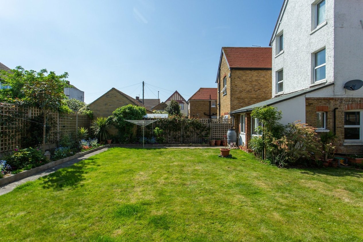 Properties For Sale in St Georges Terrace Herne Bay