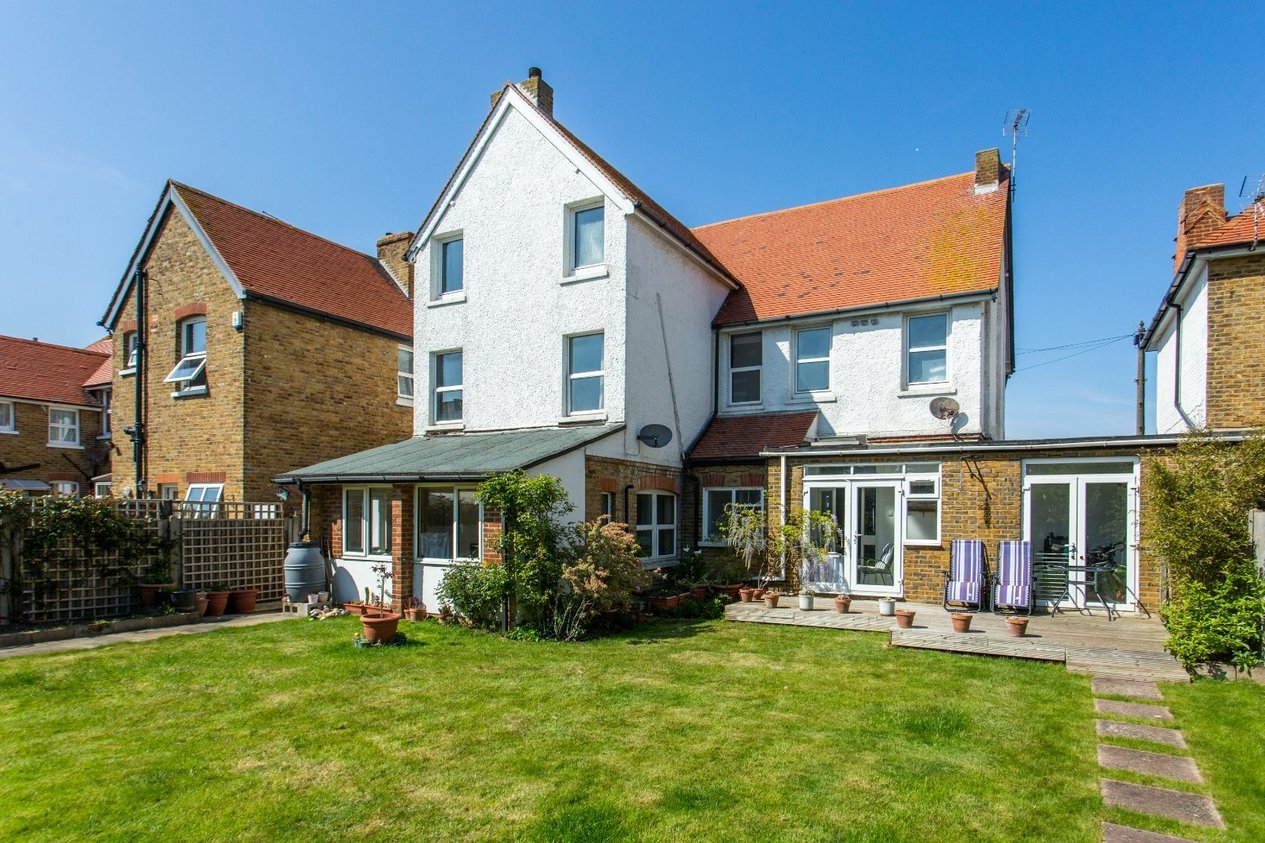 Properties For Sale in St Georges Terrace Herne Bay