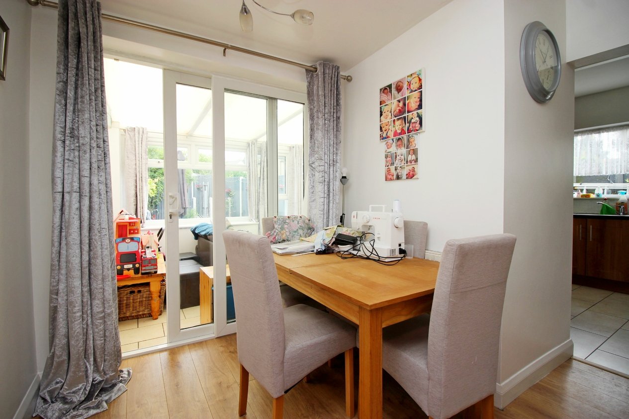 Properties Under Offer in St James Avenue 