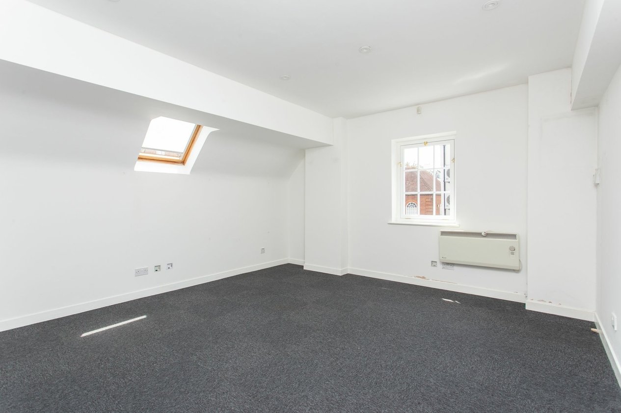 Properties To Let in St Johns Lane  Canterbury