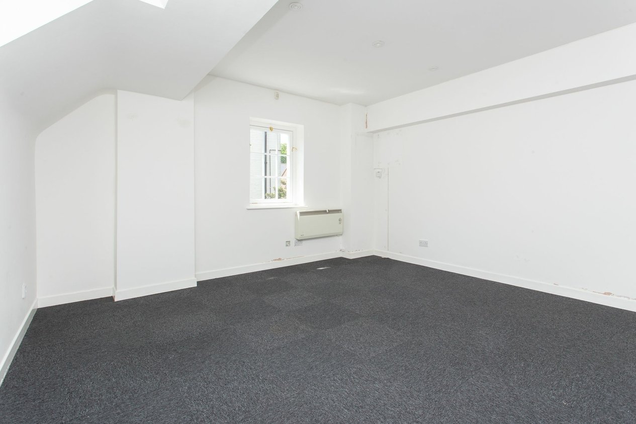 Properties To Let in St Johns Lane  Canterbury