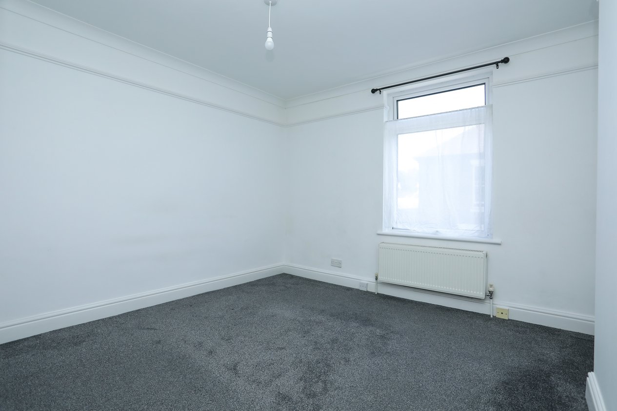 Properties Under Offer in St. Johns Road Faversham