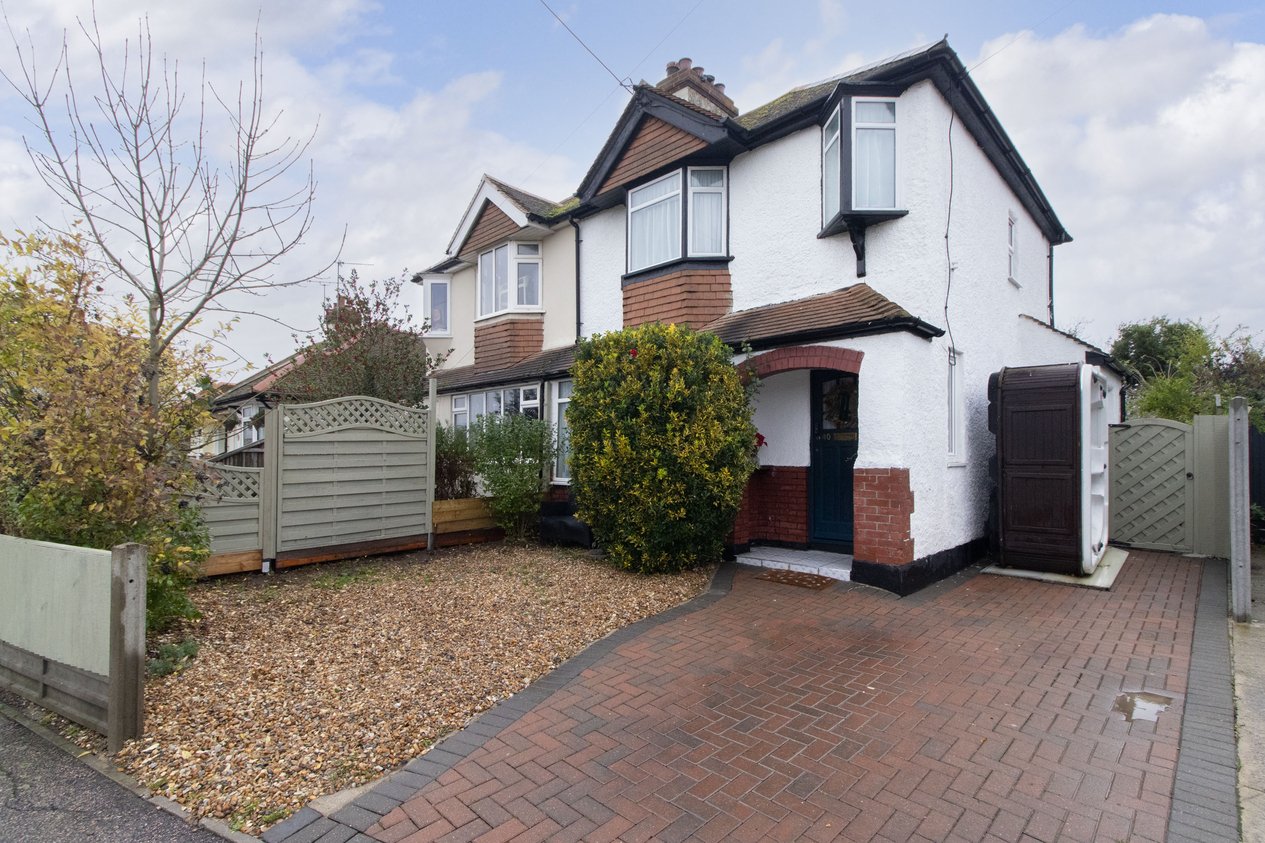 Properties Under Offer in St. Johns Road Whitstable