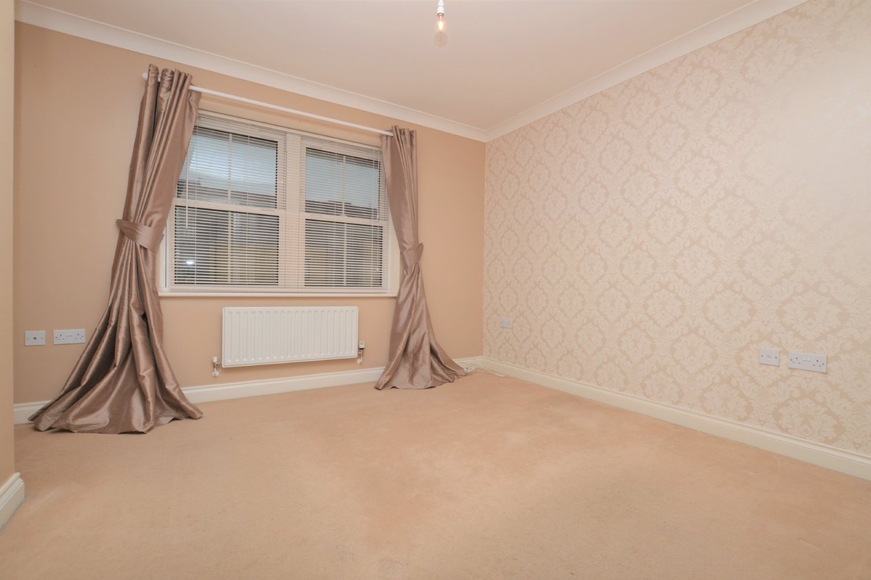 Properties Under Offer in St Lawrence Chase 