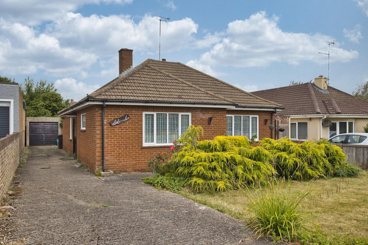 Properties Under Offer in St. Leonards Road Deal