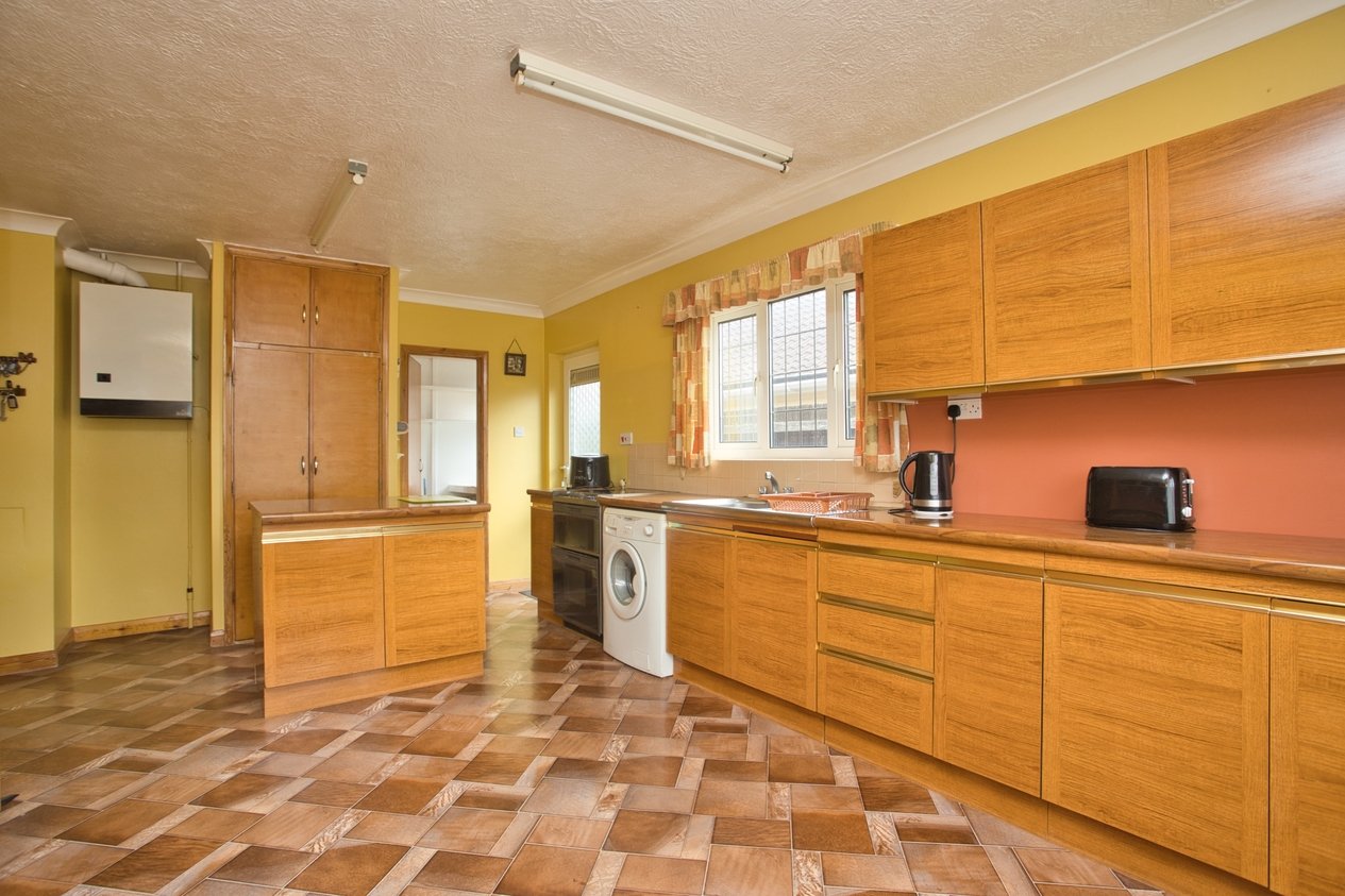 Properties Under Offer in St. Leonards Road Deal