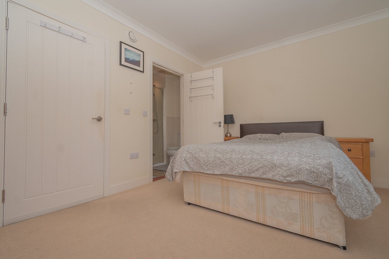 Properties For Sale in St. Lukes Avenue Ramsgate