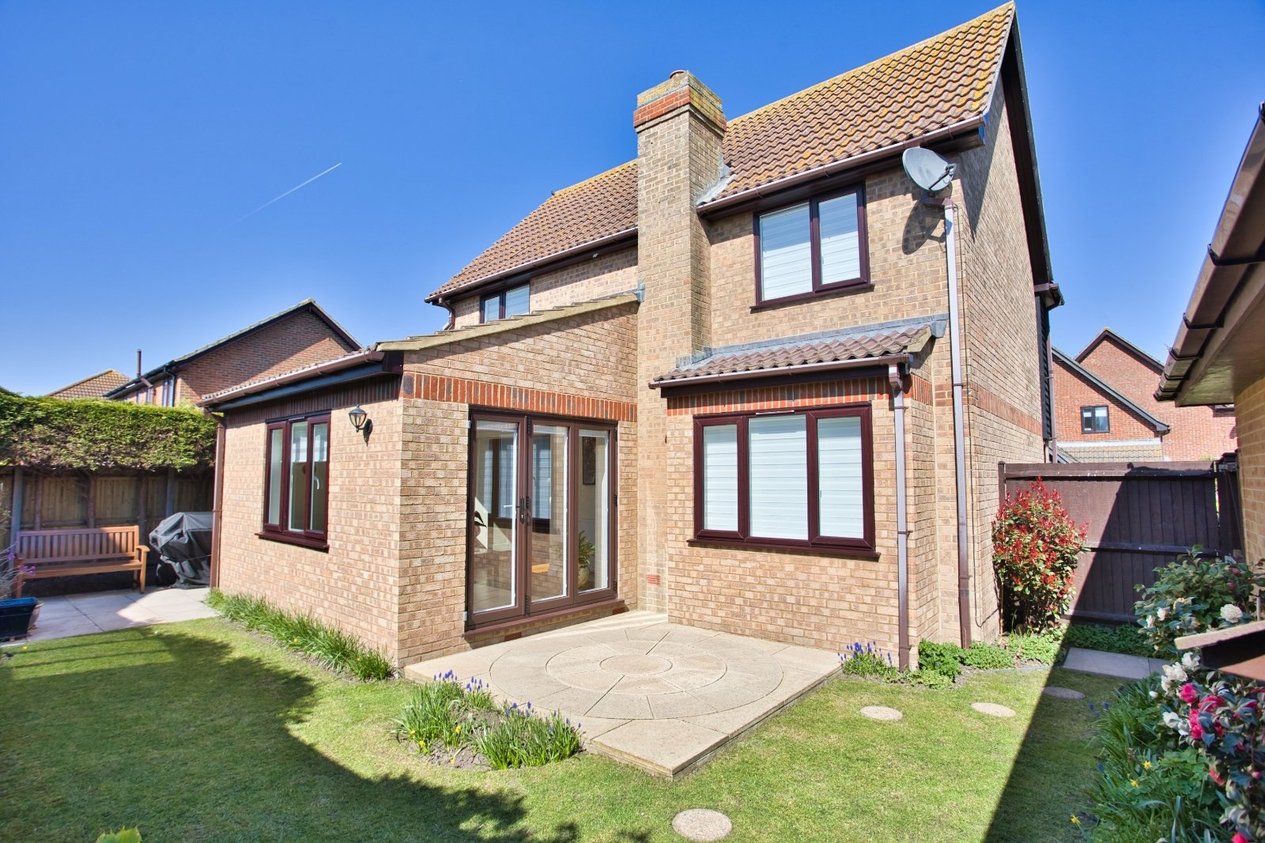 Properties Under Offer in St. Margarets Drive Deal