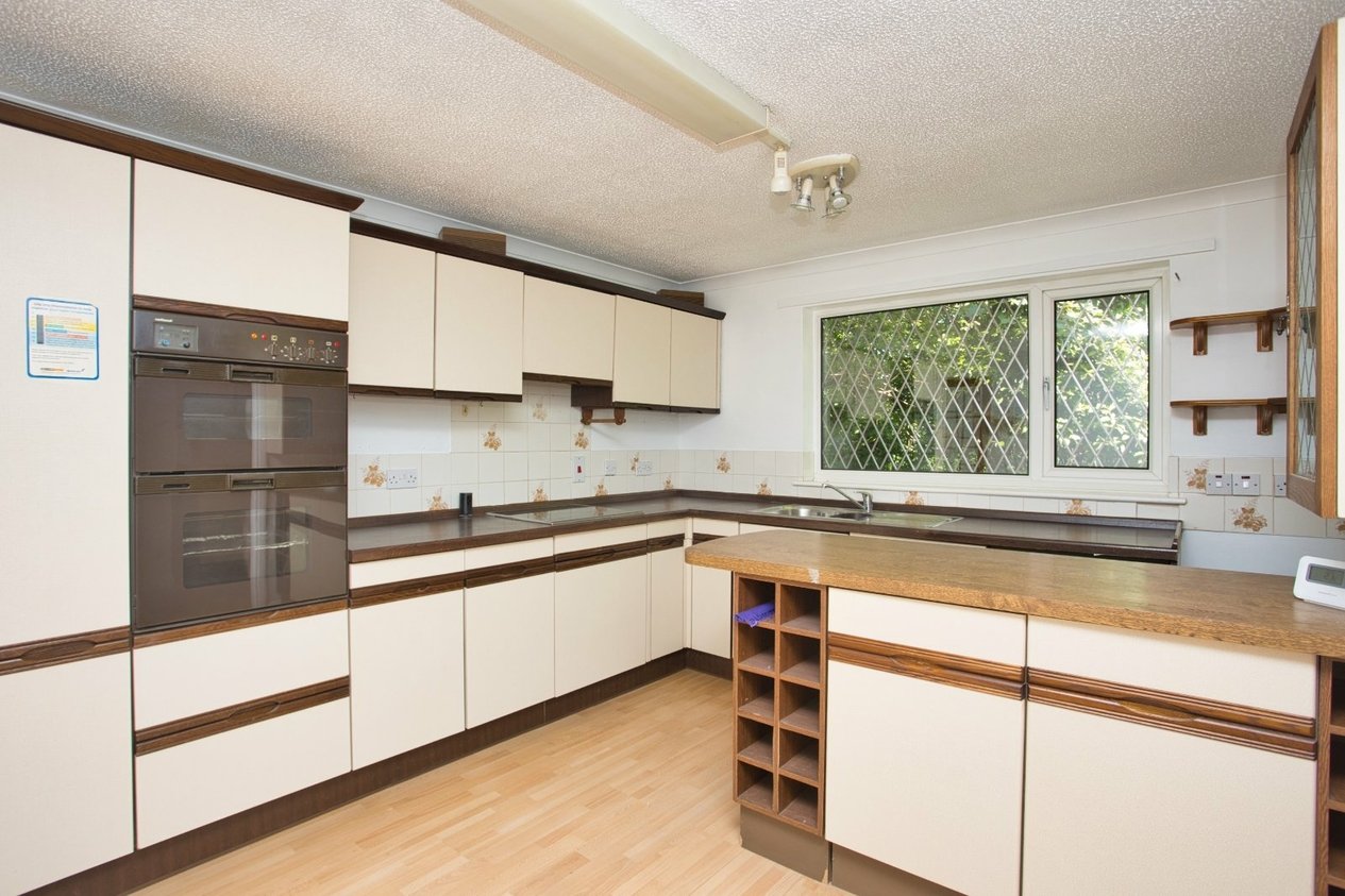 Properties For Sale in St. Martins Gardens, Clarendon Road Dover
