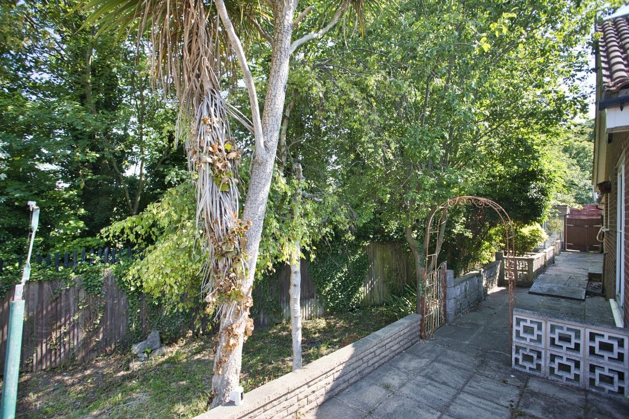 Properties For Sale in St. Martins Gardens, Clarendon Road Dover