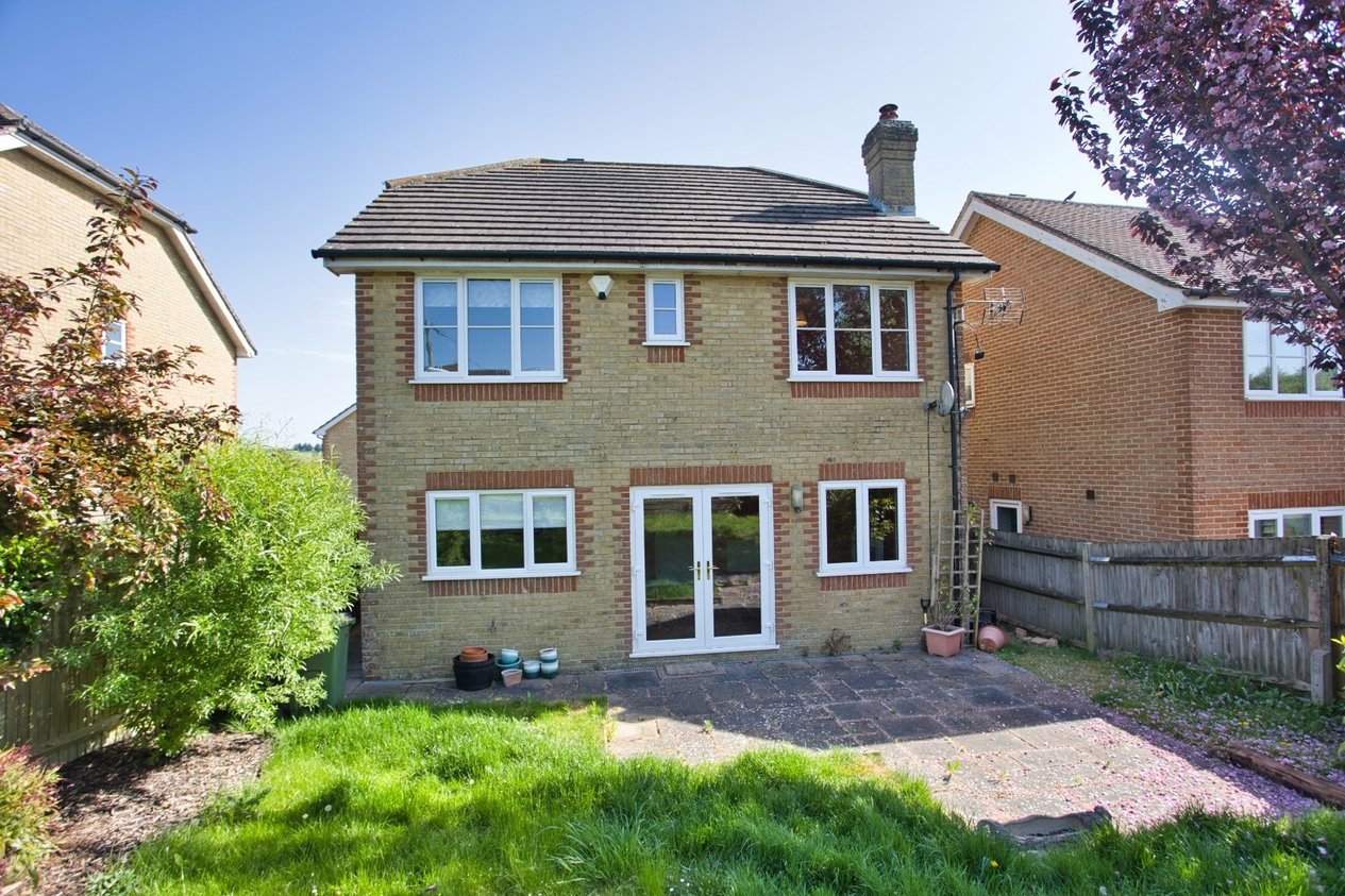 Properties For Sale in St. Marys Close Folkestone