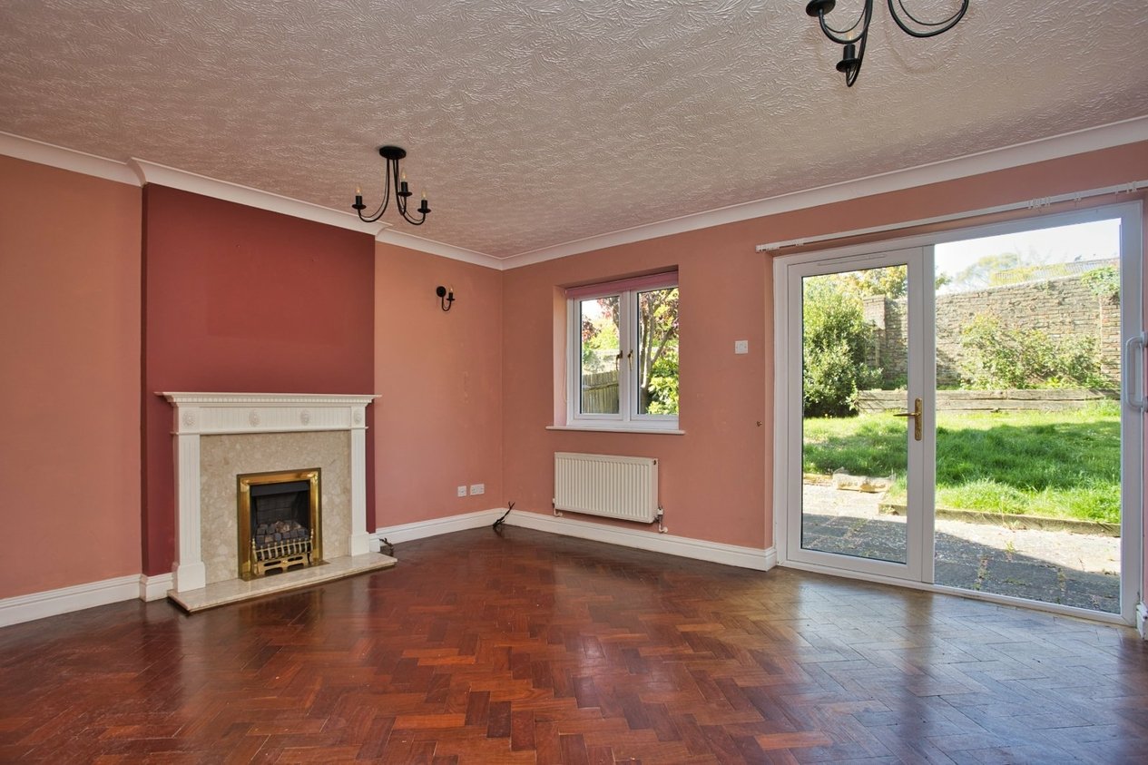 Properties For Sale in St. Marys Close Folkestone