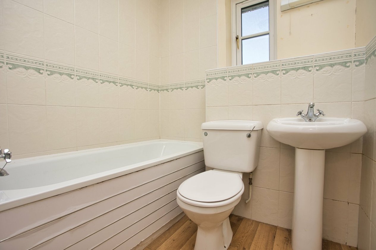 Properties For Sale in St. Marys Close Folkestone