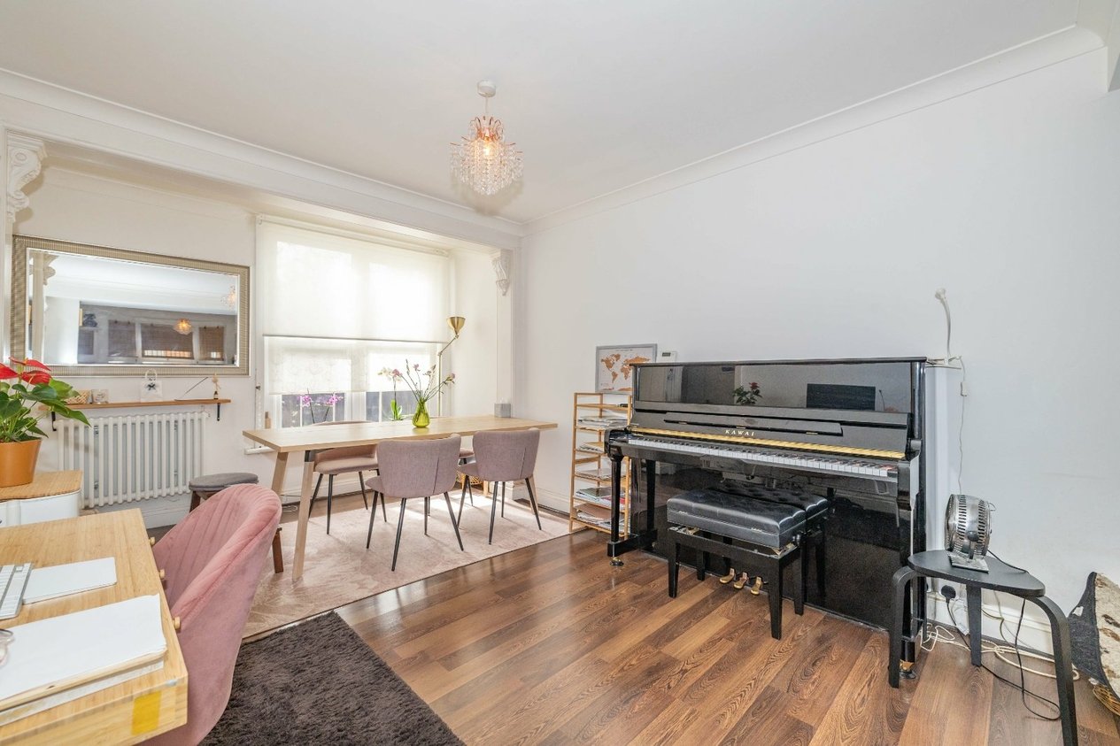 Properties Under Offer in St. Marys Road Faversham
