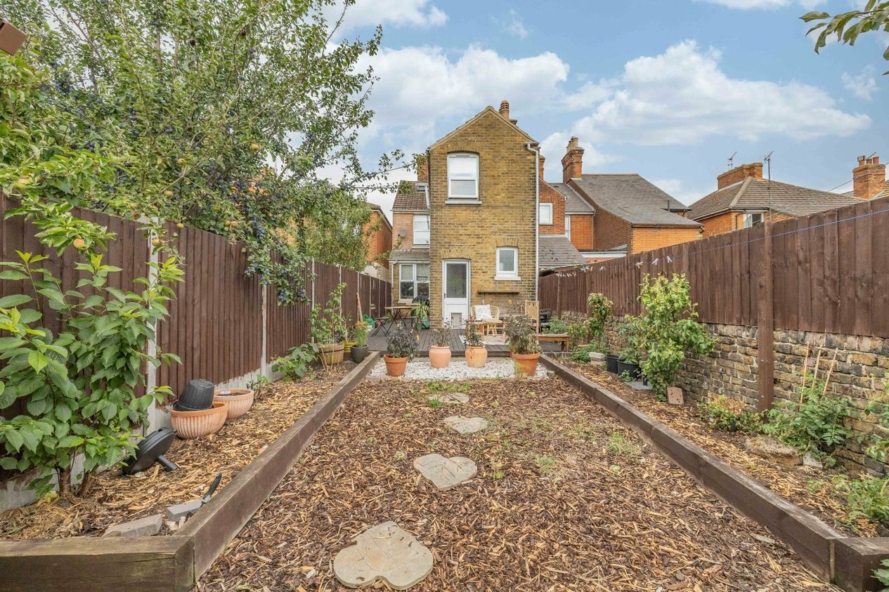 Properties Under Offer in St. Marys Road Faversham