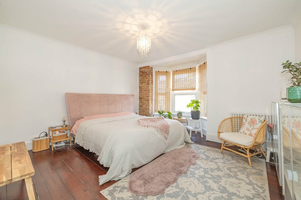 Properties Under Offer in St. Marys Road Faversham