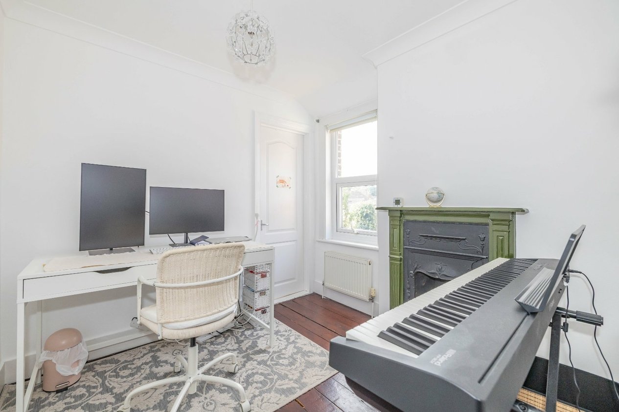 Properties Under Offer in St. Marys Road Faversham