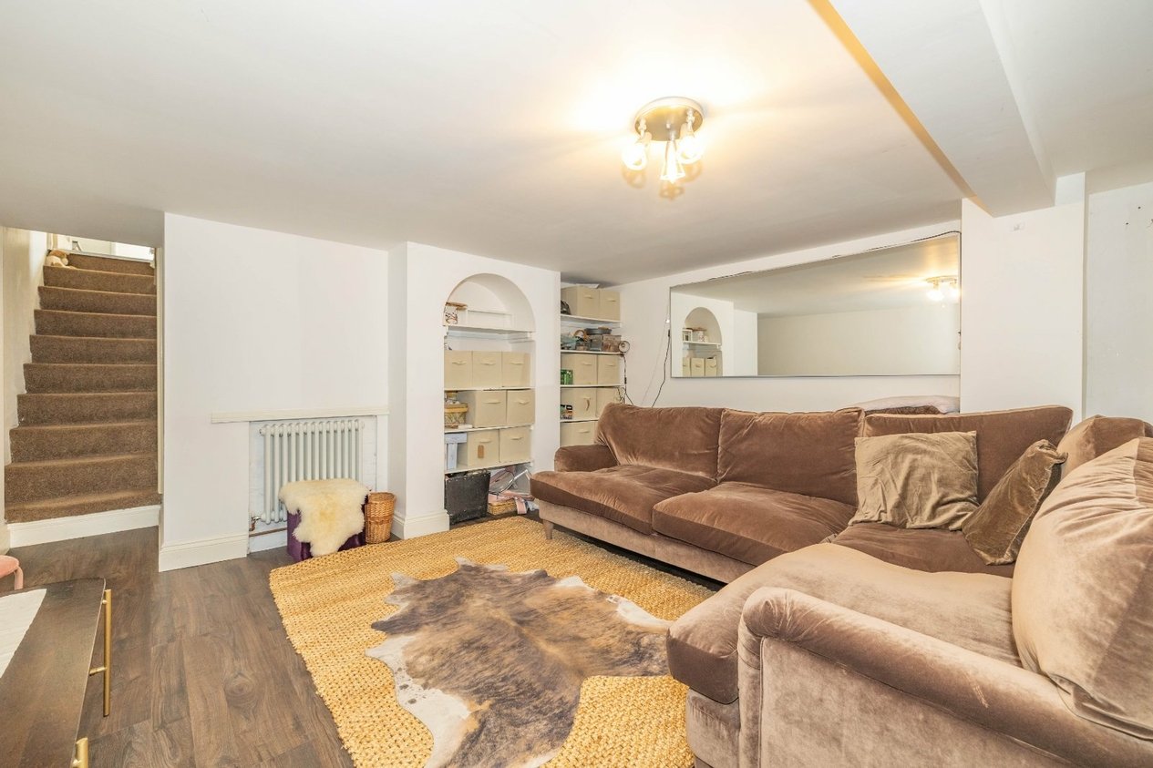 Properties Under Offer in St. Marys Road Faversham