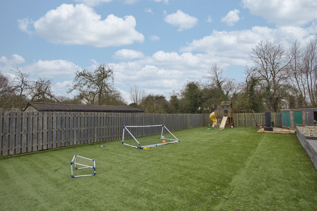 Properties For Sale in St. Marys Road Hythe