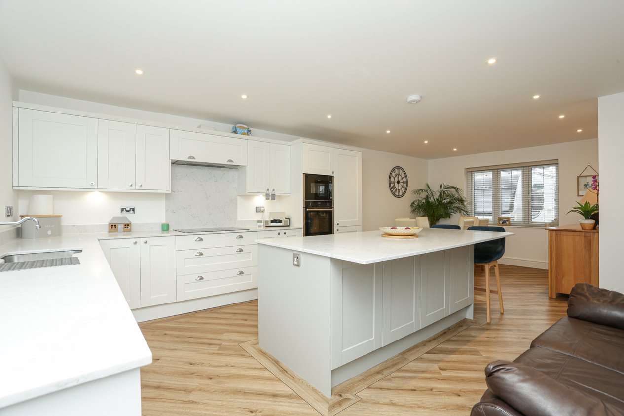 Properties For Sale in St. Mildreds Avenue Ramsgate