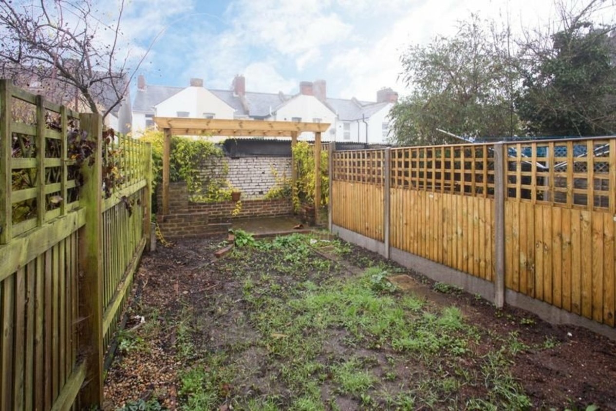 Properties Under Offer in St. Peters Grove Canterbury