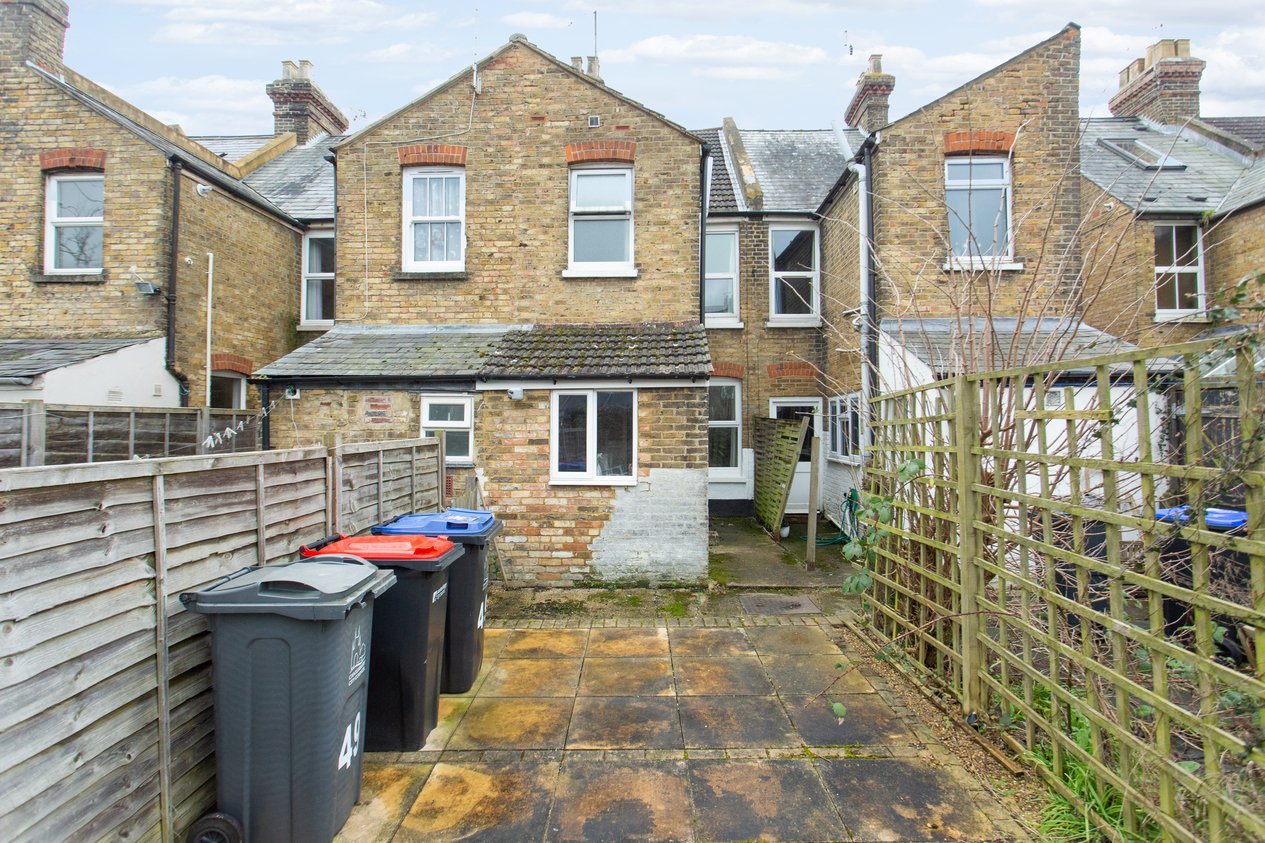 Properties Under Offer in St. Peters Grove Canterbury