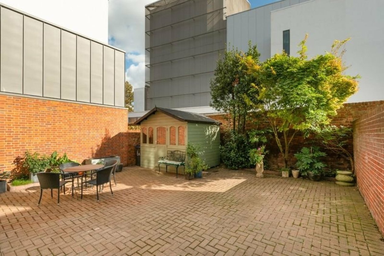 Properties For Sale in St. Peters Lane Canterbury