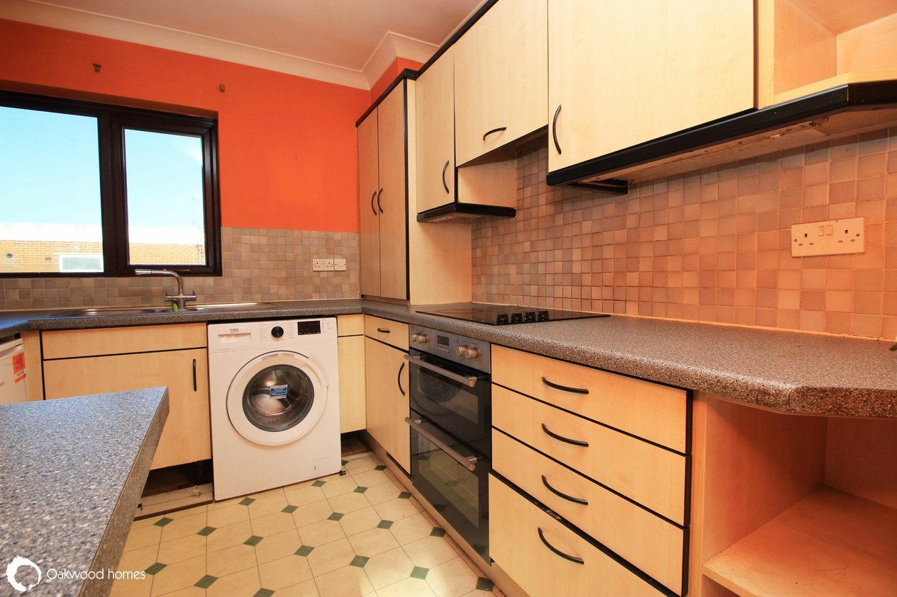 Properties Under Offer in St Peters Park Road 