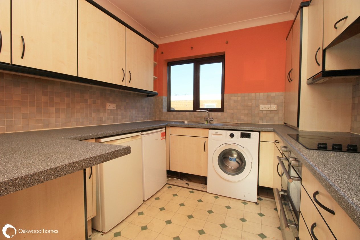 Properties Under Offer in St Peters Park Road 