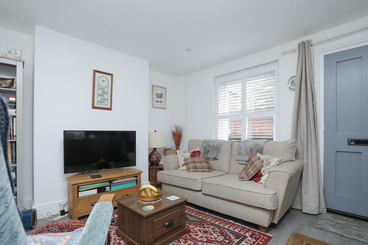 Properties Under Offer in St. Peters Place Canterbury