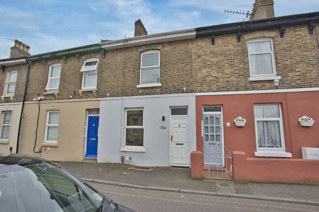 Properties Sold Subject To Contract in St. Radigunds Road  Dover