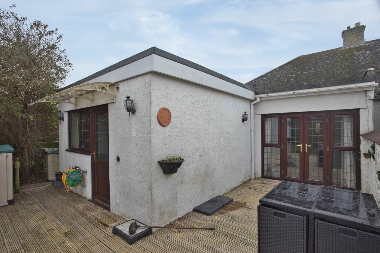 Properties Sold Subject To Contract in St. Richards Road  Deal