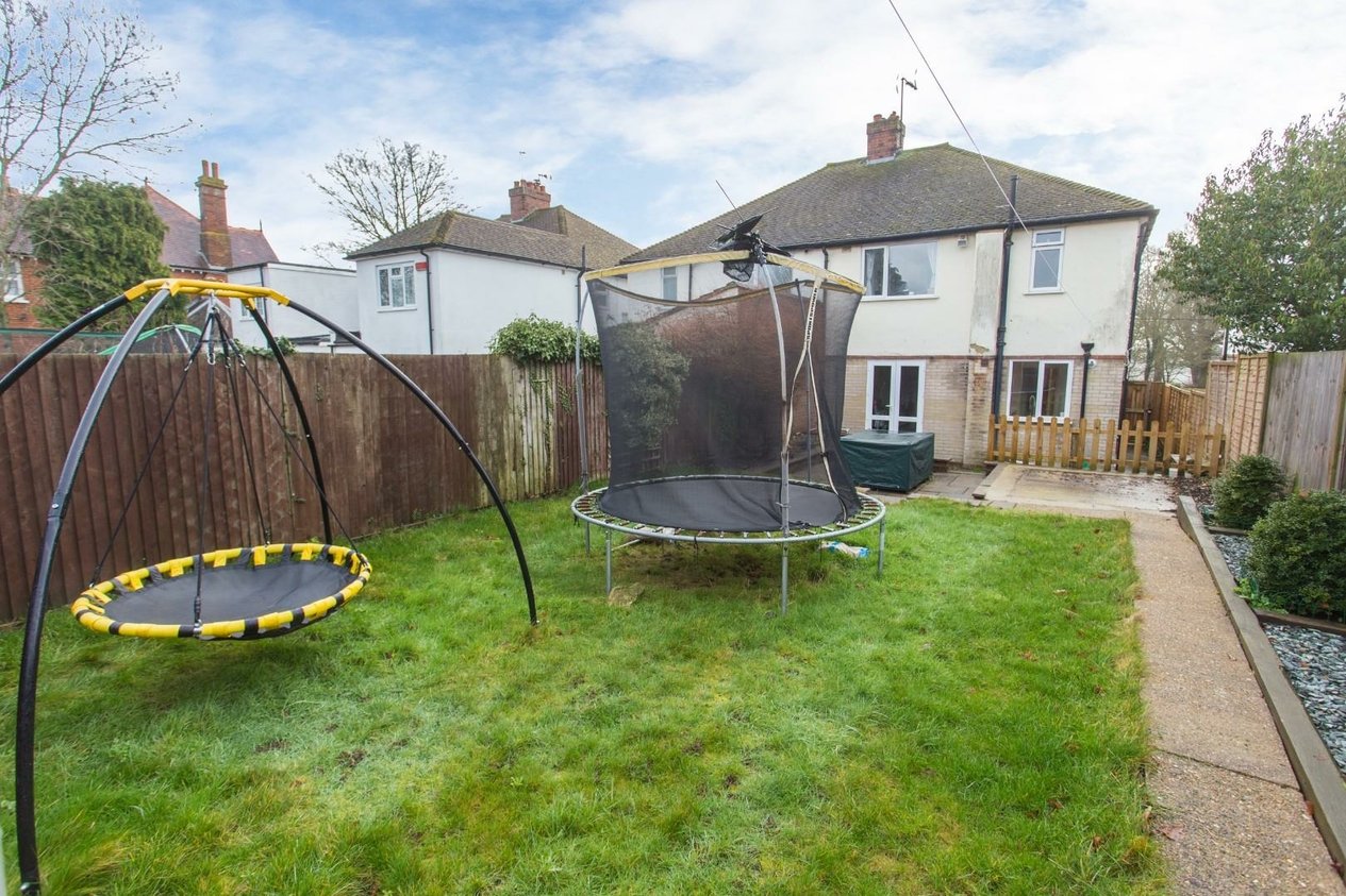 Properties Under Offer in Staines Hill Sturry