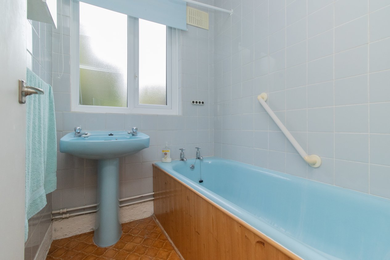 Properties For Sale in Stanley Gardens Herne Bay